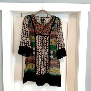 Neslay, M, black/other colors